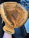 Vtg Hof Mike Piazza Rawlings RCM55 Lite Toe Baseball Catchers Mitt Glove Rht. Fixed Price $55.00.