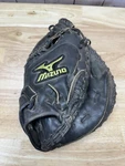 Mizuno GXS-55 Women Softball Catchers Mitt Glove Rht Work Needs Conditioning. Fixed Price $79.90.