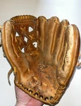 Vintage Macgregor M22T Pete Rose Pro Youth 10" Baseball Glove Mitt Right-handed. Fixed Price $12.99.