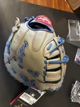 Rawlings Select Pro Lite Series F. Freeman SPL115FF 11.5" Lht First Base Mitt. Fixed Price $67.50.