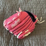 New Nwt Rawlings PL90PPW Little Girls' Pink T-ball Glove Rh Throw. Fixed Price $22.99.