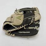 Easton Synergy Fastpitch Softball Glove SYEFP1300 Professional Rht Righty. Fixed Price $25.00.