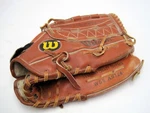 Wilson American Cowhide Staff Series WS6 A9724 Dual Hinge Baseball Glove 11" Rht. Fixed Price $29.95.