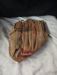 Louisville Slugger: GTPS-5 14" Baseball Softball Glove Rht. Fixed Price $15.00.