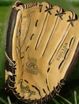 Rawlings Player Prefered RBG13A 13" Rht Baseball Glove Super Nice Condition. Fixed Price $36.41.