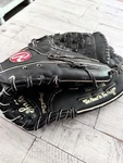 Rawlings Holdster RBG43B Black Baseball 11.5 Glove Mitt Rht. Fixed Price $12.83.