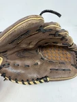 Mizuno Prospect Powerclose 11 Youth Baseball Glove Lht Tartan Web Brown Mint. Fixed Price $49.99.