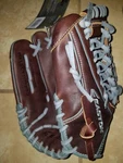 Easton Mako Legacy 11.75" Grip-t Web Baseball Mitt Left-throw MKLGCY1176DBG Lht. Fixed Price $89.99.