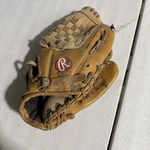 Rawlings Fastback Model Players Series 10IN RBG108. Fixed Price $11.24.