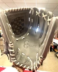 Rawlings Pro Design 12.5" GGEFP125BG Elite Fastpitch Softball Glove Rht. Fixed Price $139.95.