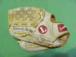 Louisville Slugger GTPX-16 12" Bruise Guard Padding Rht Youth Baseball Glove. Fixed Price $19.95.