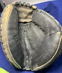 Wilson A750 Series 32 1/2 Catcher's Mitt A0750 Cmle Black Baseball Glove Rht. Fixed Price $66.00.