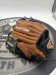 Easton Professional Youth 10 Baseball Glove Rht Infield Web 8 & Under. Fixed Price $29.99.