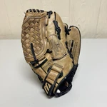 Mizuno GPL-1150 D2 11.5 Youth Baseball Pitchers Glove Right Hand Throw. Fixed Price $29.99.
