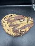 Louisville Slugger Tps Advanced Series FPA205Y Catchers Glove Rht. Fixed Price $34.99.