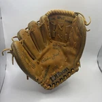 Baseball Glove 10 Lht Wilson Richie Zisk Autograph Model A2272. Fixed Price $11.99.
