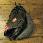 Rawlings Renegade RCM325B 32.5" Catchers Mitt Right Hand Throw Black Leather C3. Fixed Price $53.99.