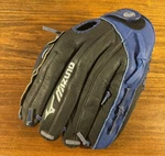 Mizuno Shadow Blue Trim Professional Model Baseball Glove Rht Gsh 1300S1RY. Fixed Price $30.00.