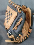 Rawlings JD9TB 9" Fielders Gloves Kids Used. Fixed Price $14.00.