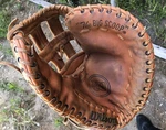 Wilson Big Scoop Softball A9884 Leather First Base Mitt Glove Rht 13.5. Fixed Price $102.99.