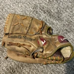 Louisville Slugger Glove The Thief LSG19 Baseball/softball Lefty. Fixed Price $14.99.