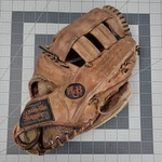 Louisville Slugger Series G125-5 Glove T538 Rht Tri-action Made In Japan. Fixed Price $16.14.