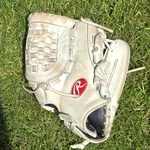 Rawlings RLA125KR Baseball Softball Glove Liberty Advanced Outfield Rht 12.5". Fixed Price $99.99.