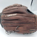 Nike Diamond Ready SDR1300 Rht. Fixed Price $30.00.