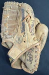 Curt Simmons Baseball Glove Rht Gripper Pocket Regent 5118. Fixed Price $8.26.