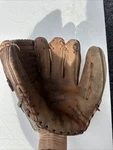 Yaz 1967 Carl Yastrzemski Spalding Model Mvp 42-825 Triple Crown Baseball Glove. Fixed Price $22.50.