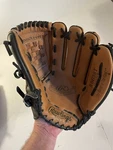 Rawlings Right Hand Throw 12.5 Inch Full Grain Leather Glove RBG36T. Fixed Price $22.95.