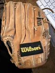 Wilson Lht 11" Glove A2232 Barry Bond Advisory Staff Series. Fixed Price $20.00.