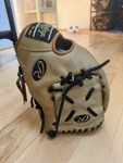Rawlings Heart Of The Hide PROR205-8TB 11.75 Glove Rht R2G 200 Pattern. Fixed Price $189.95.