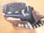 Rawlings Baseball Glove Kids 9" PL90MB Players Series Rht T-ball. Fixed Price $10.00.