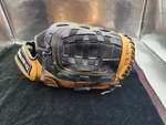 Spalding 13459WC 12 Inch Baseball Glove - Right Hand Throw Lot 2568. Fixed Price $45.77.