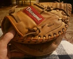 Vintage Diamond D1000 Baseball Catchers Mitt Select Cowhide Rht Snap-action Nice. Fixed Price $25.00.