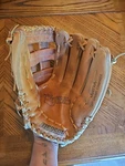 Regent Big Man Leather Baseball Glove Top Grain Cowhide, Model 03980 Rh. Fixed Price $13.95.