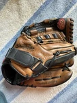 Rawlings Heritage Series H125 Leather Baseball Glove Rht 11.5" Dual Fit System. Fixed Price $35.00.
