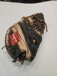 Rawlings Catchers Mitt RCM30SB Right Hand Throw Parrish Lite Toe. Fixed Price $24.49.