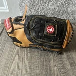 Spalding Softball 18455 Handcraft Leather Glove, 11 Inches, Right. Fixed Price $25.99.