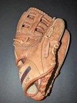 Game Breaker 1310 Baseball Softball Glove, Top Grain Cowhide Rht. Fixed Price $25.00.