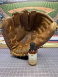 1960S Era Spalding 42-398 Roger Maris Mvp Youth Baseball Glove Lht. Fixed Price $79.00.