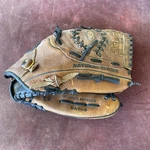 Easton NAT60 Baseball Glove 12.5 Right Hand Throw Natural Series Leather. Fixed Price $28.95.