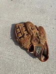 Vtg Mizuno MT550 Professional Model "crest" Leather Baseball Glove. Fixed Price $39.99.