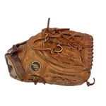 Vintage Mizuno World Win TSU-4 Righty Professional Model Baseball Mitt Glove Rht. Fixed Price $71.06.
