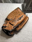 Mizuno Gpl 1153 Prospect Power Close 11.5" Baseball Glove Left Handed. Fixed Price $17.08.