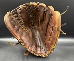 Rawlings GGP601C 12 3/4" Rht Gold Glove Trap-eze Baseball Mitt. Fixed Price $65.00.