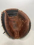 Easton GS20 Rht Black / Brown Leather Catchers Baseball Mitt. Outstanding Cond!!. Fixed Price $125.00.