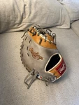Rawlings Heart Of The Hide Series 12.75 Right Hand Throw Glove. Fixed Price $220.00.
