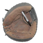 Easton Natural Series Model NAT24 Catchers Mitt Baseball Glove Rht. Fixed Price $38.75.